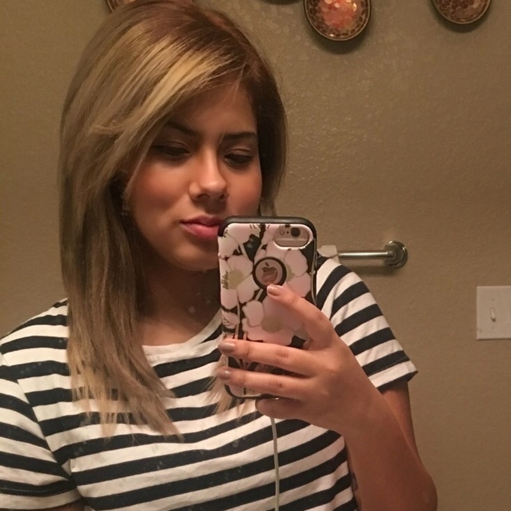 Meet your Posher, Stacy